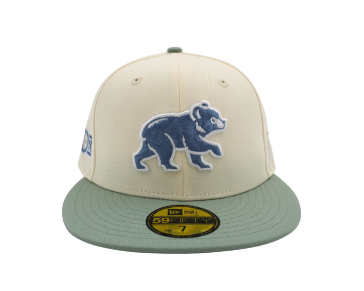 Chicago Cubs Spring Training Bear Chrome/Everest 59FIFTY Fitted Cap by New Era Caps NEW ERA CAP COMPANY